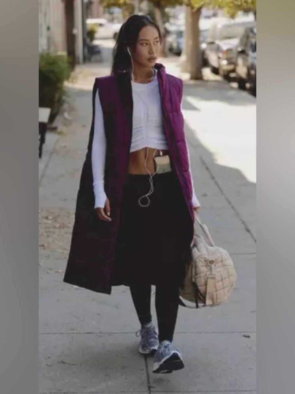 Free People On The Move Packable Puffer Vest. NWT. Black cherry - Picture 3 of 4
